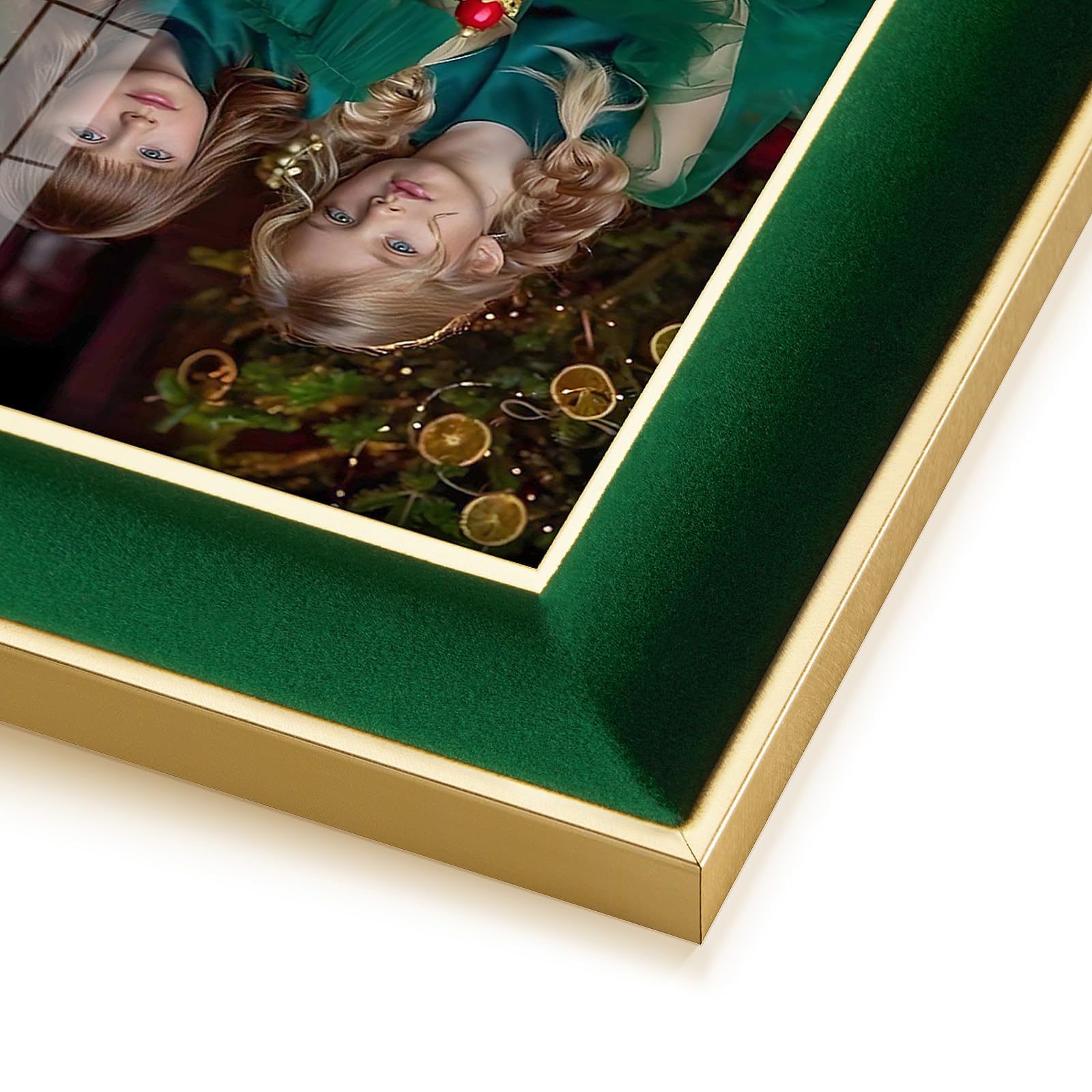 KSROECUD 5x7 Velvet Picture Frame, Green Photo Frames with Modern Simple Metallic Gold Border, HD Real Glass Horizontal & Vertic